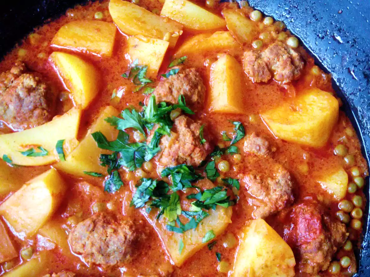 Tagine petit pois, pommes de terre & boulettes - photo 2