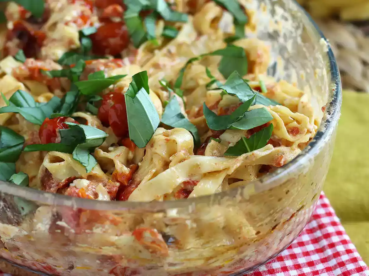 Tagliatelle feta tomates cerises - baked feta pasta - photo 6