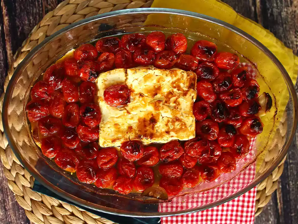 Tagliatelle feta tomates cerises - baked feta pasta - photo 4