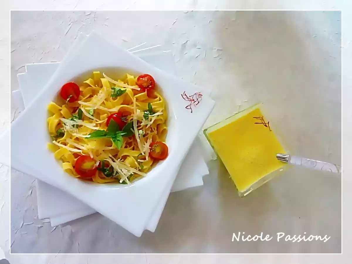 tagliatelles au safran, basilic et tomate cerise