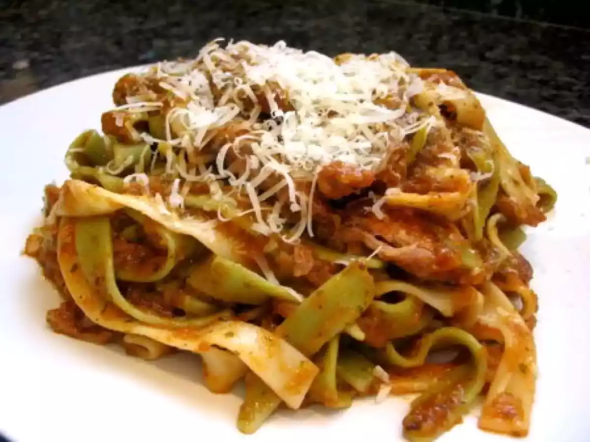 Tagliatelles sauce ragù au canard de Giada de Laurentiis