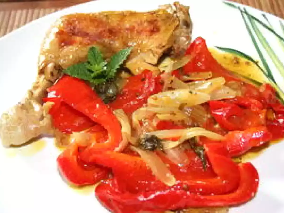 Tajine au poulet et poivrons à la menthe