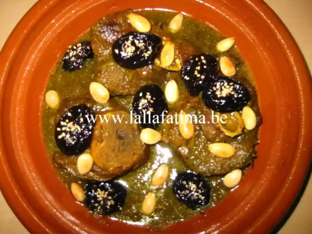 Tajine aux pruneaux et amandes