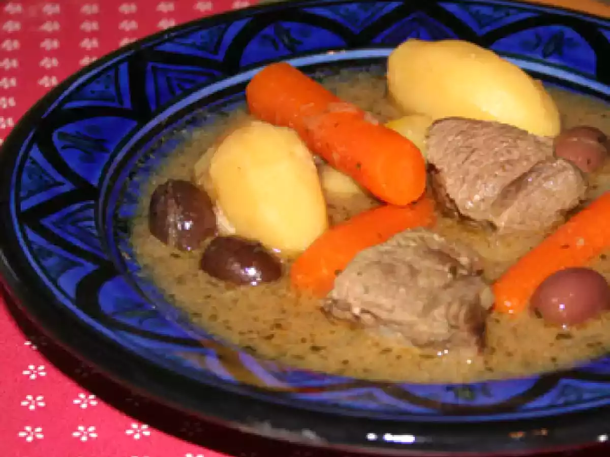 Tajine d'agneau aux pommes de terre et citron confit