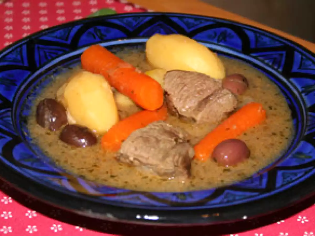 Tajine d'agneau aux pommes de terre et citron confit - photo 2