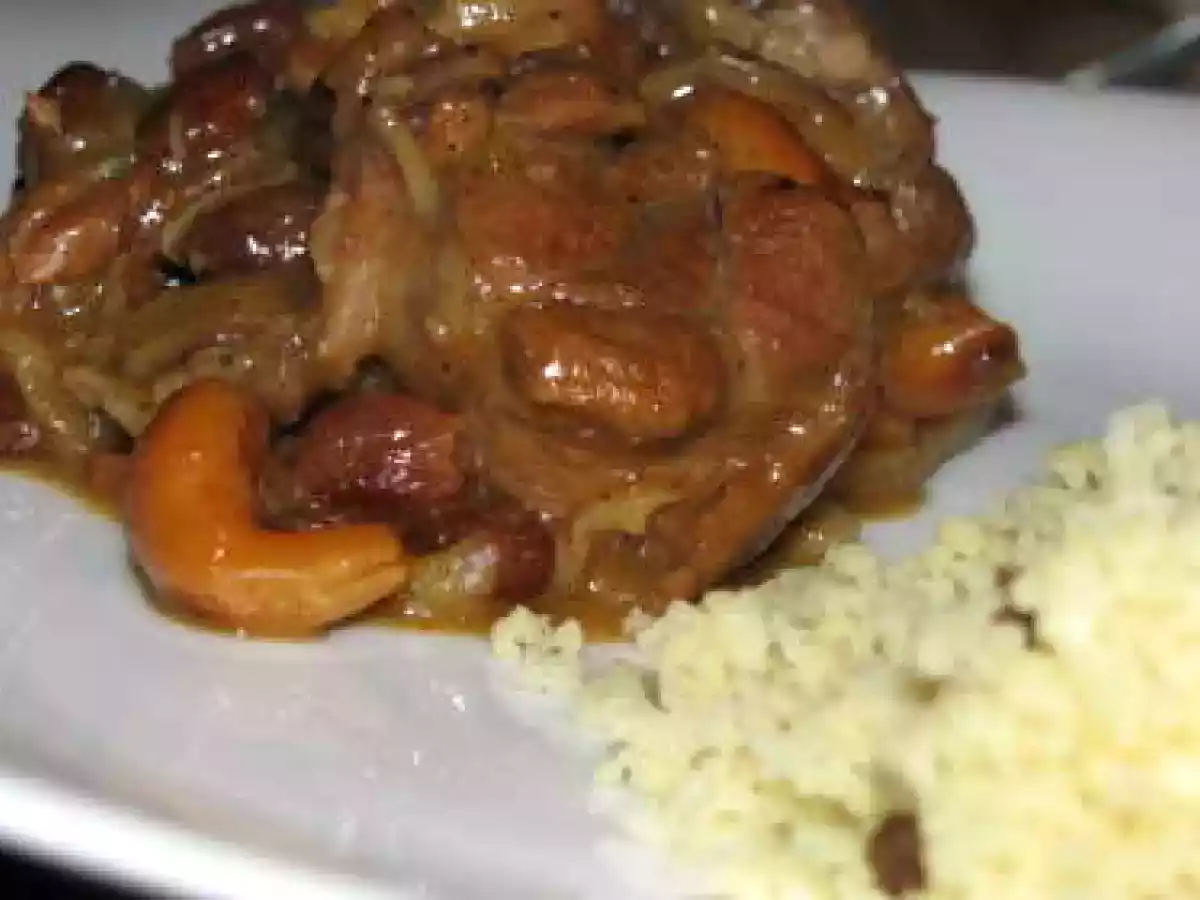 Tajine d'agneau aux raisins et noix de cajou - photo 2