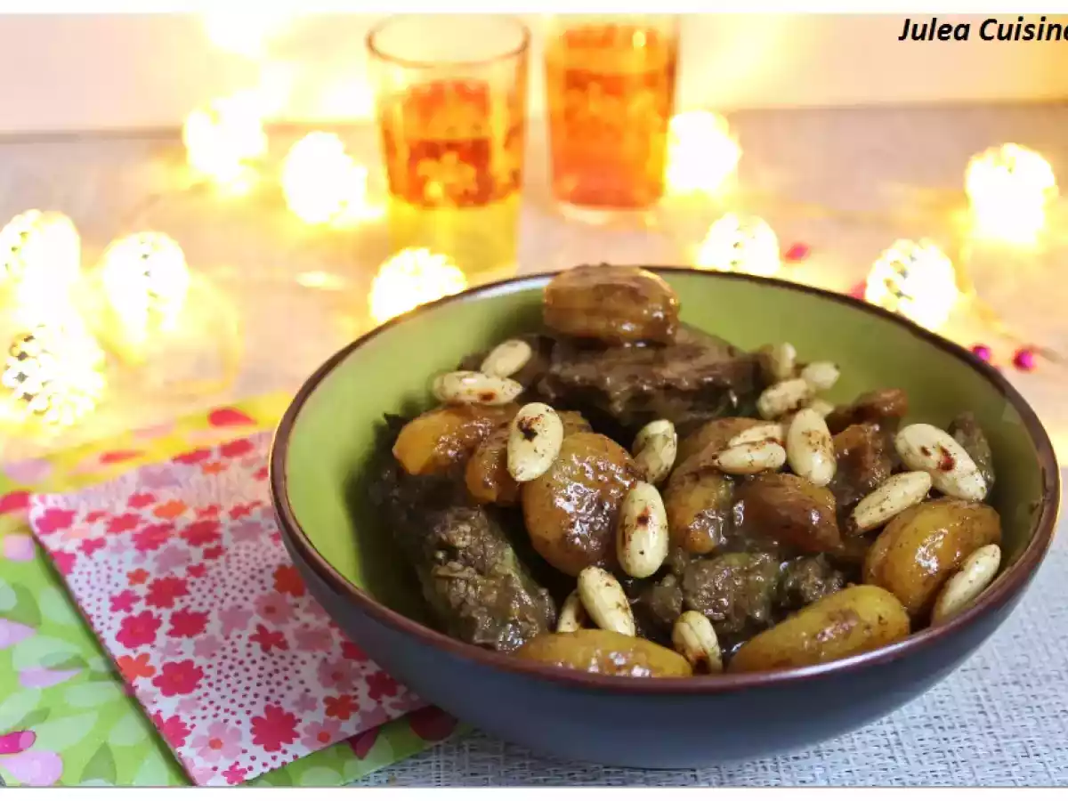 Tajine de boeuf, aux abricots et aux amandes