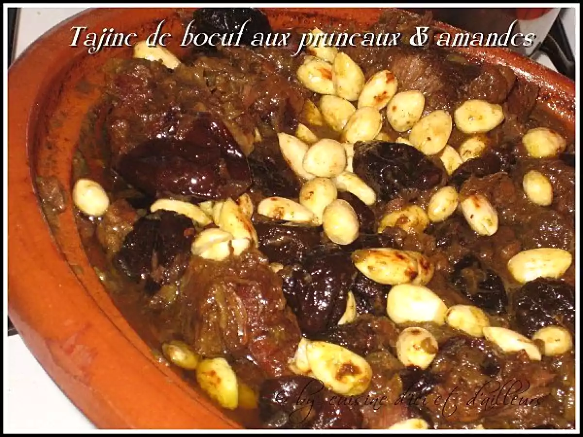 Tajine de boeuf aux pruneaux et amandes