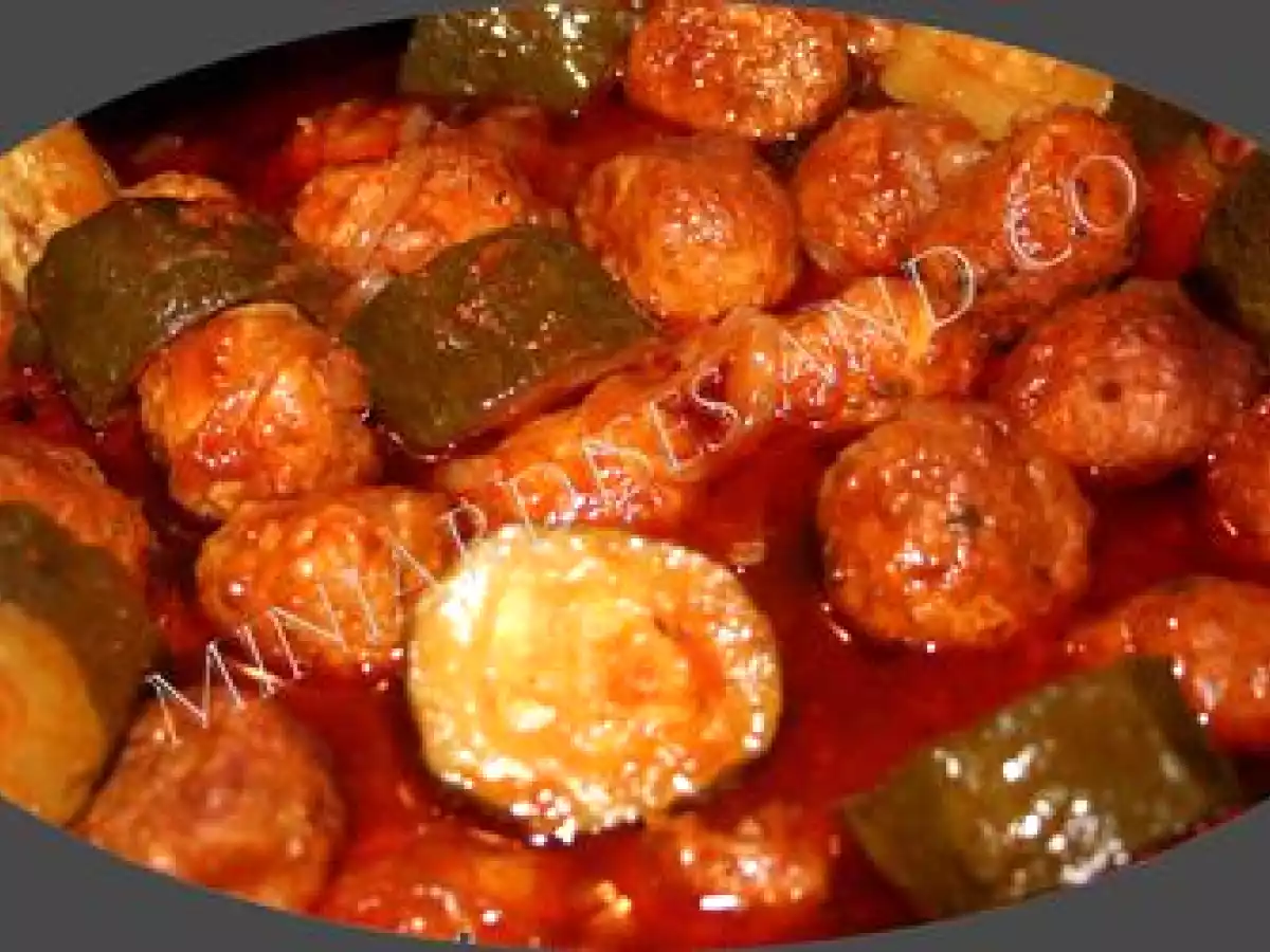TAJINE DE BOULETTES DE VEAU AUX COURGETTES