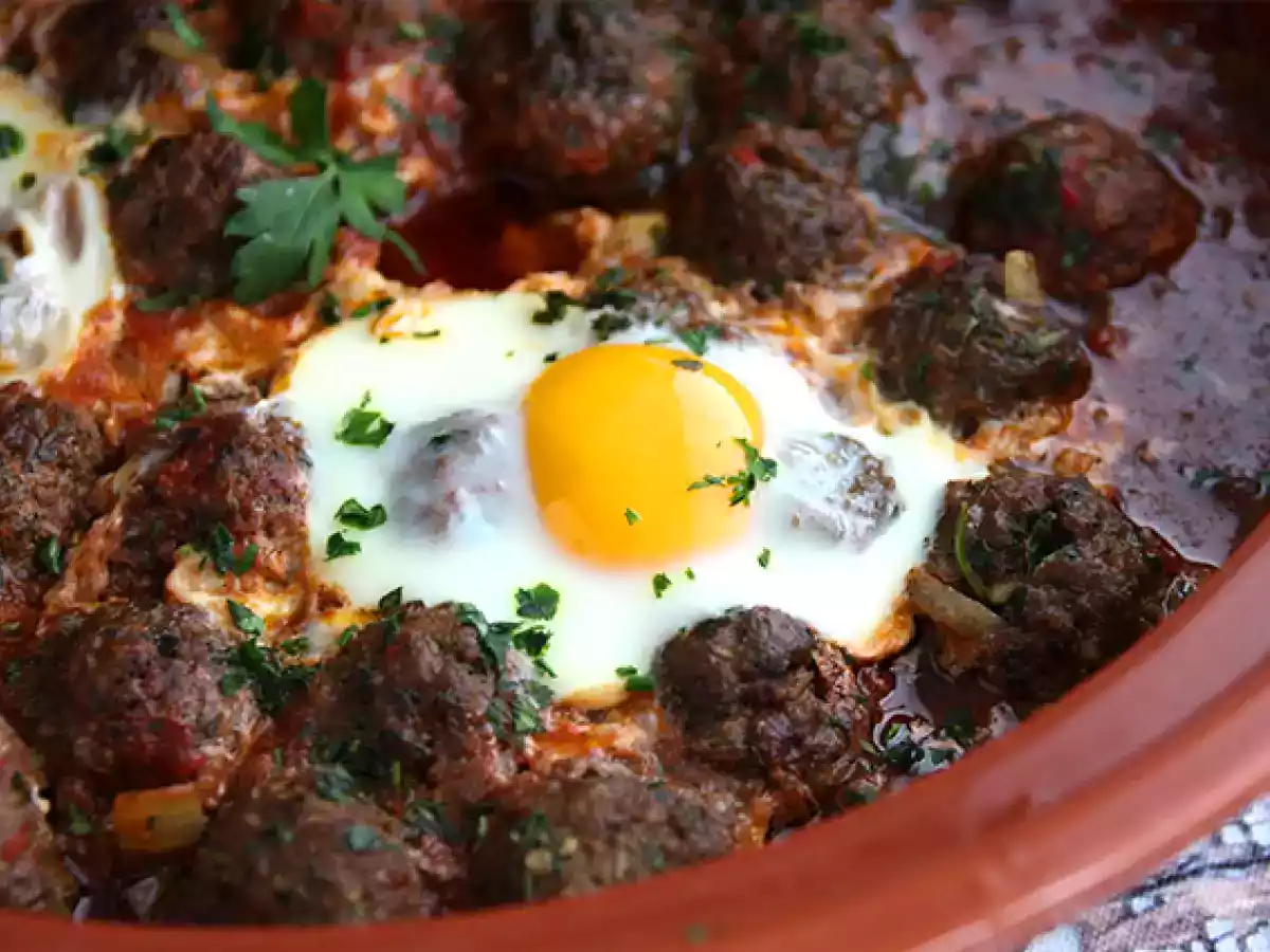 Tajine de kefta (boulettes de viande hachée aux épices et aux herbes) - photo 3