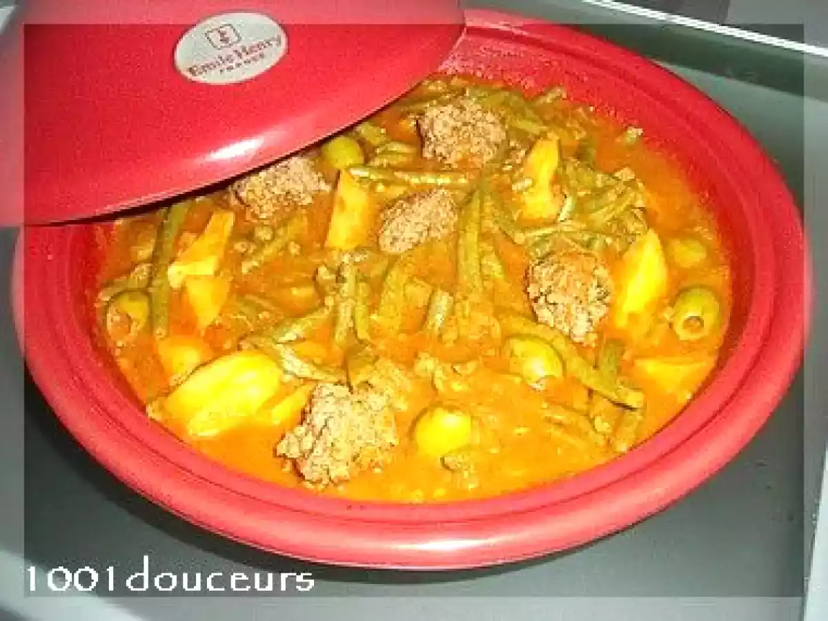 Tajine de keftas/haricots verts & pommes de terre aux olives