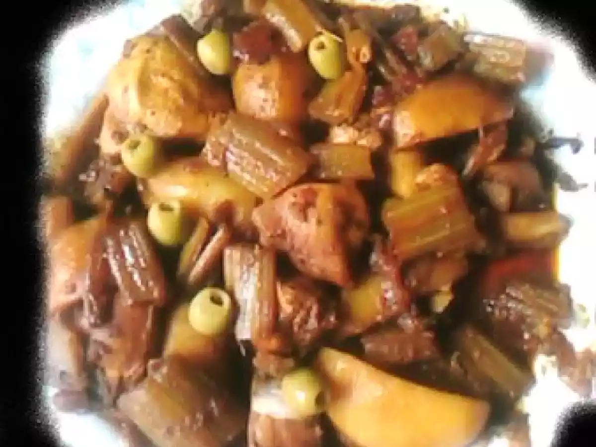 Tajine de poulet aux cardons et pommes de terre