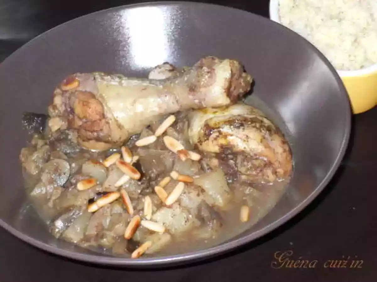 Tajine de poulet aux poires, aubergines et cannelle