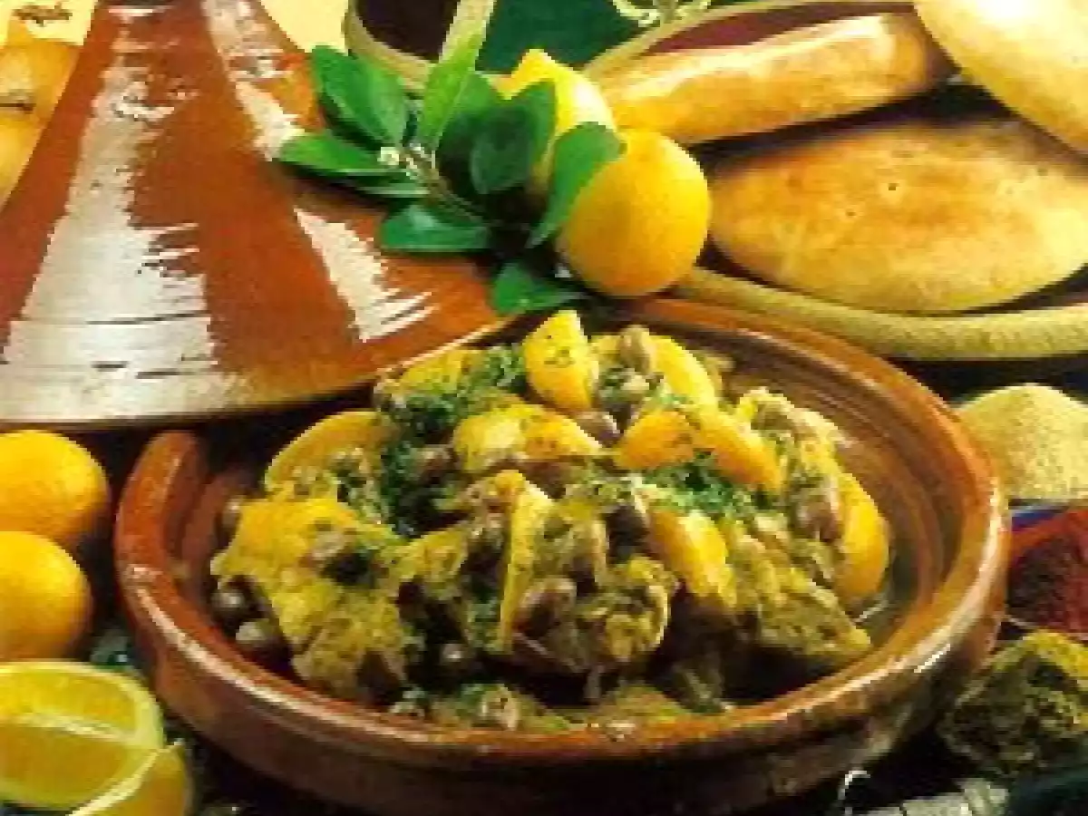 Tajine de poulet, citron confit et olives