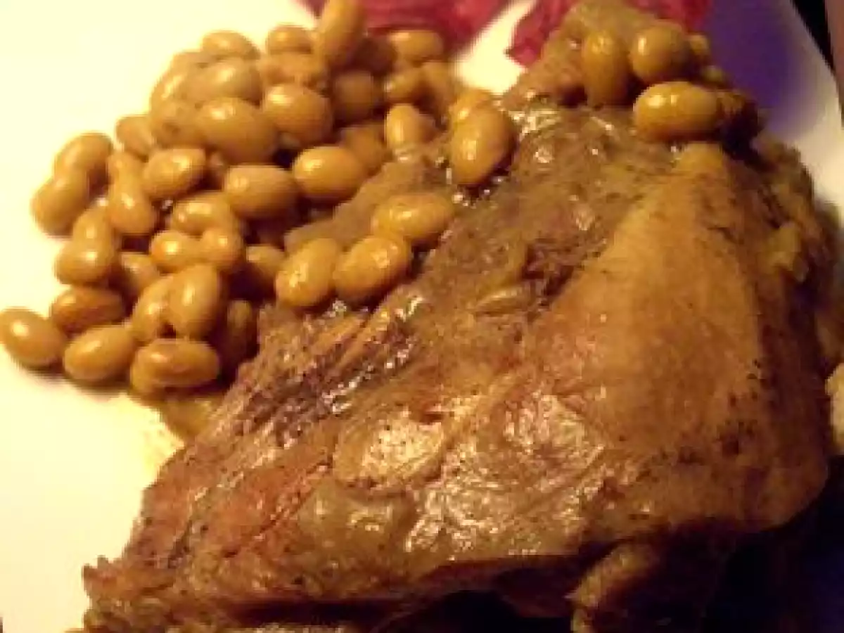 Tajine de poulet Tonka-cardamone et graine de soja