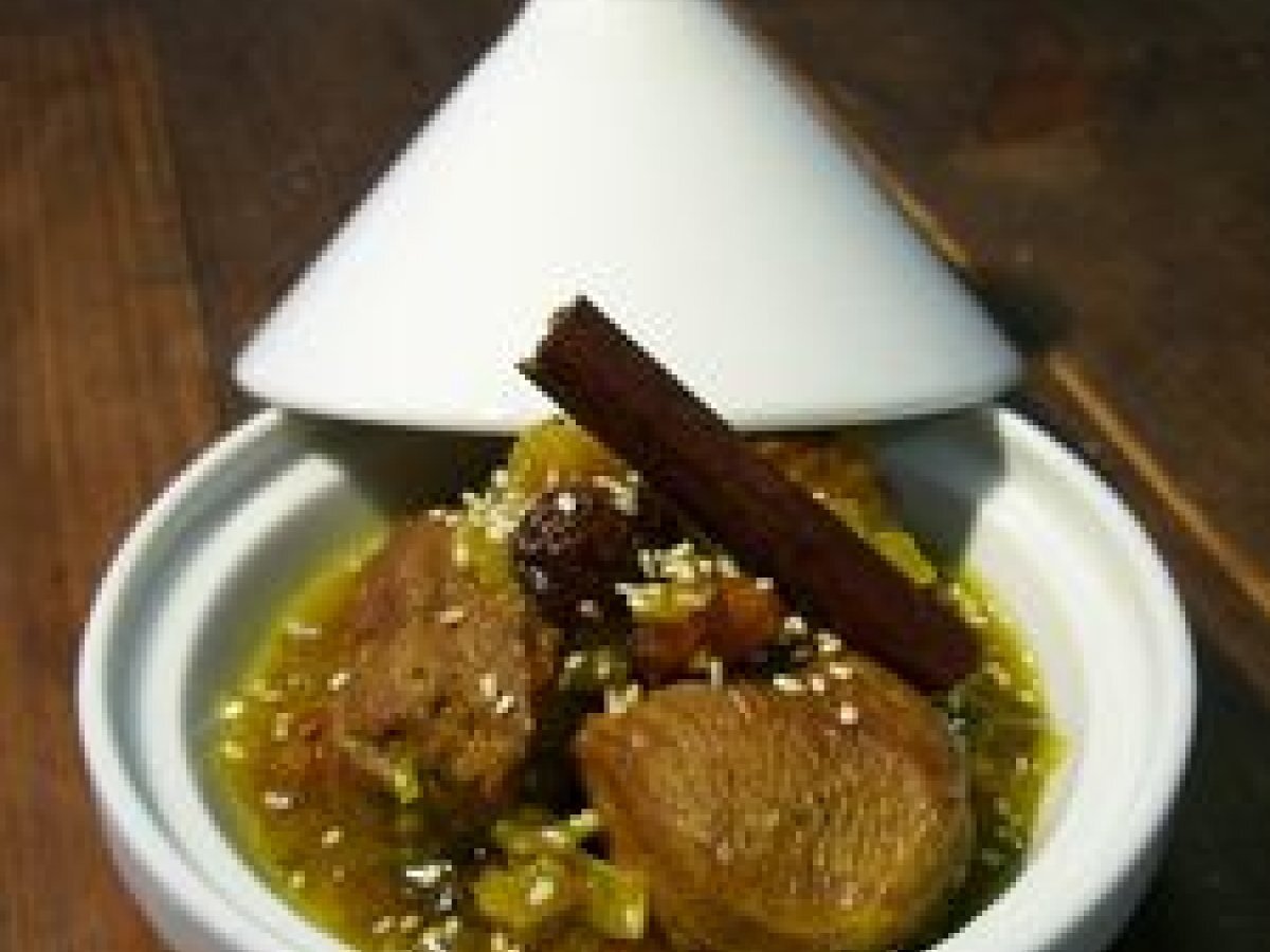 Tajine de sot l'y laisse aux raisins secs... Recette Ptitchef