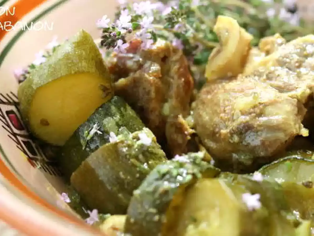 Tajine de veau aux courgettes et au thym frais - photo 3