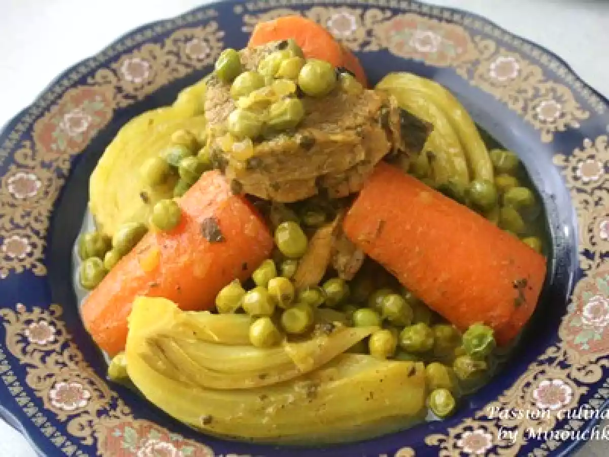 Tajine de veau aux fenouil, carottes et petits pois