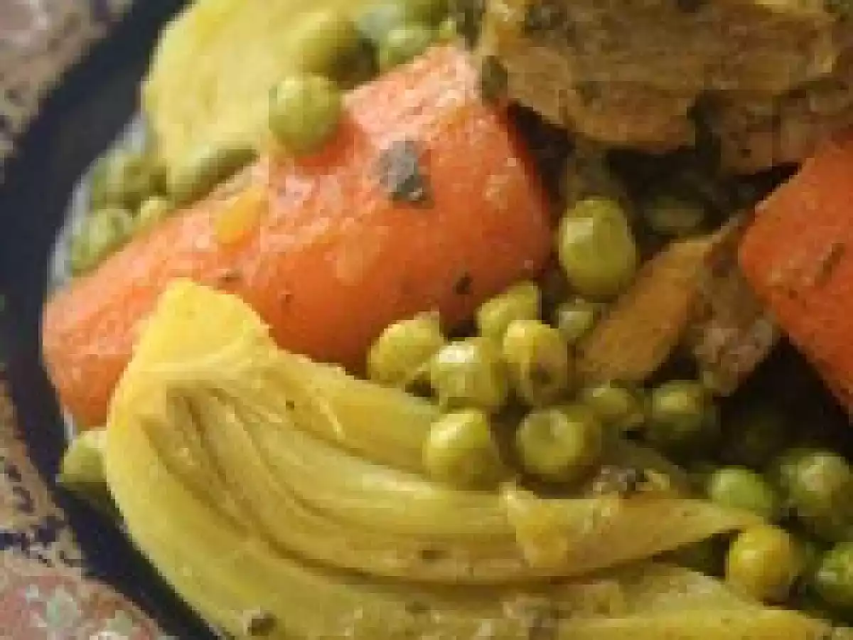 Tajine de veau aux fenouil, carottes et petits pois - photo 3