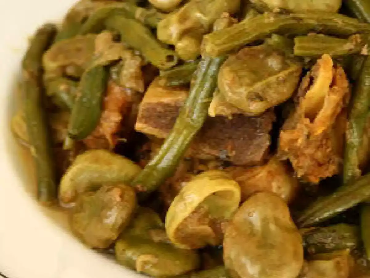 Tajine de veau aux fèves et haricots verts - photo 2