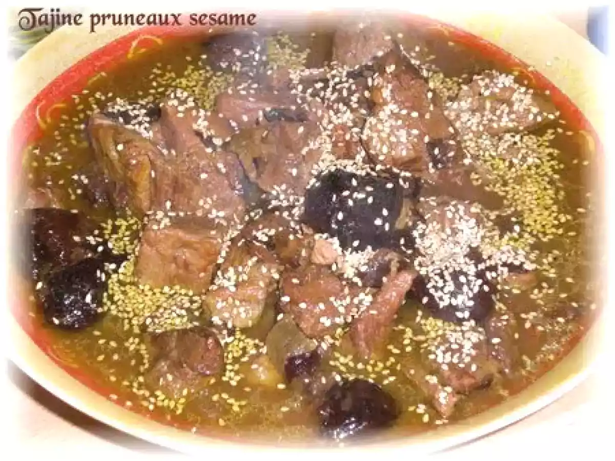 Tajine de veau aux pruneaux et au sésame