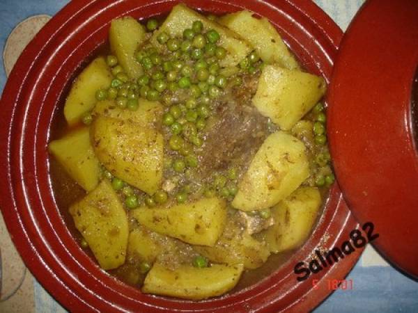 Tajine du viande avec Pomme du Terre et Petit Pois