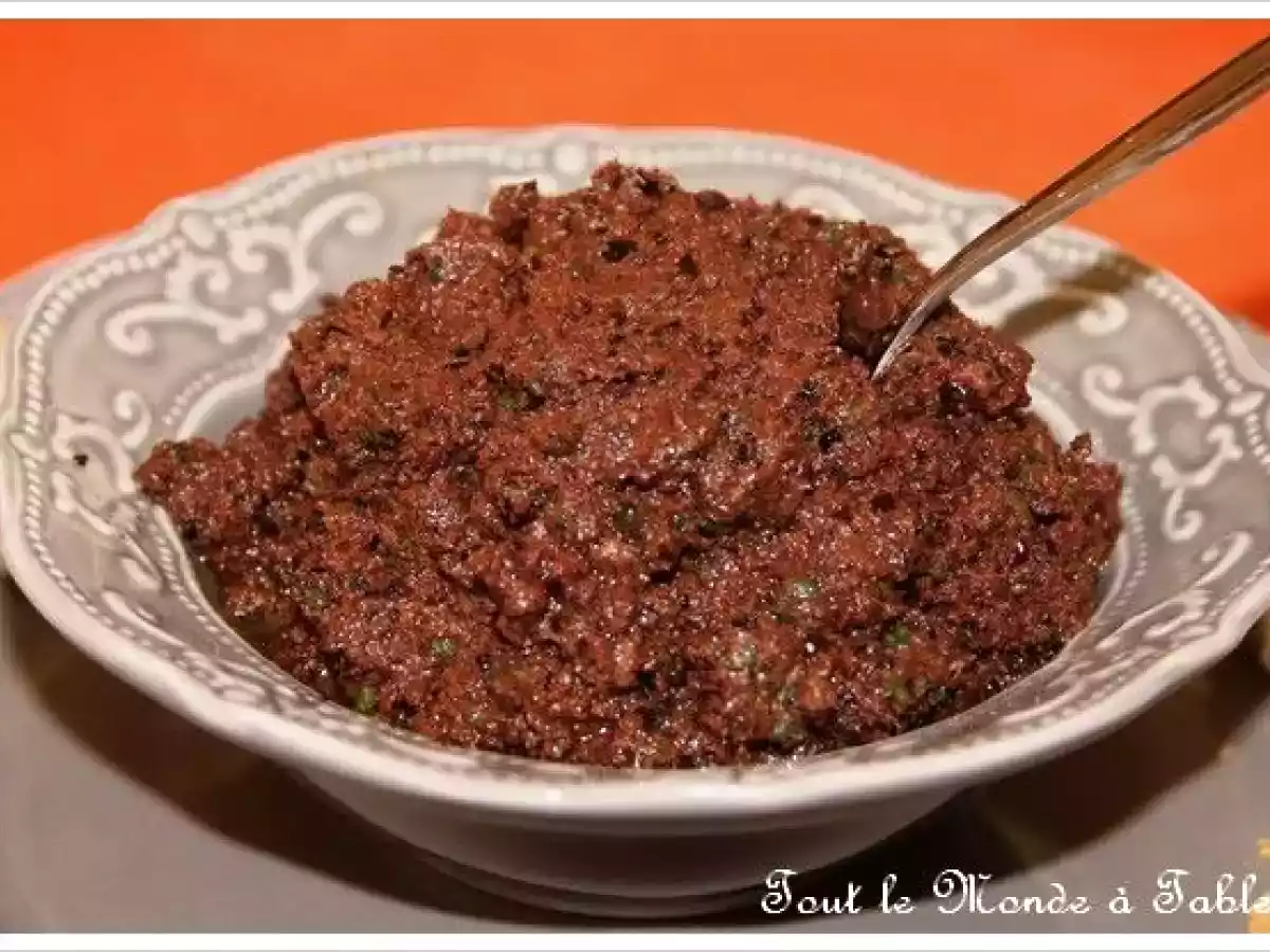 Tapenade noire au basilic