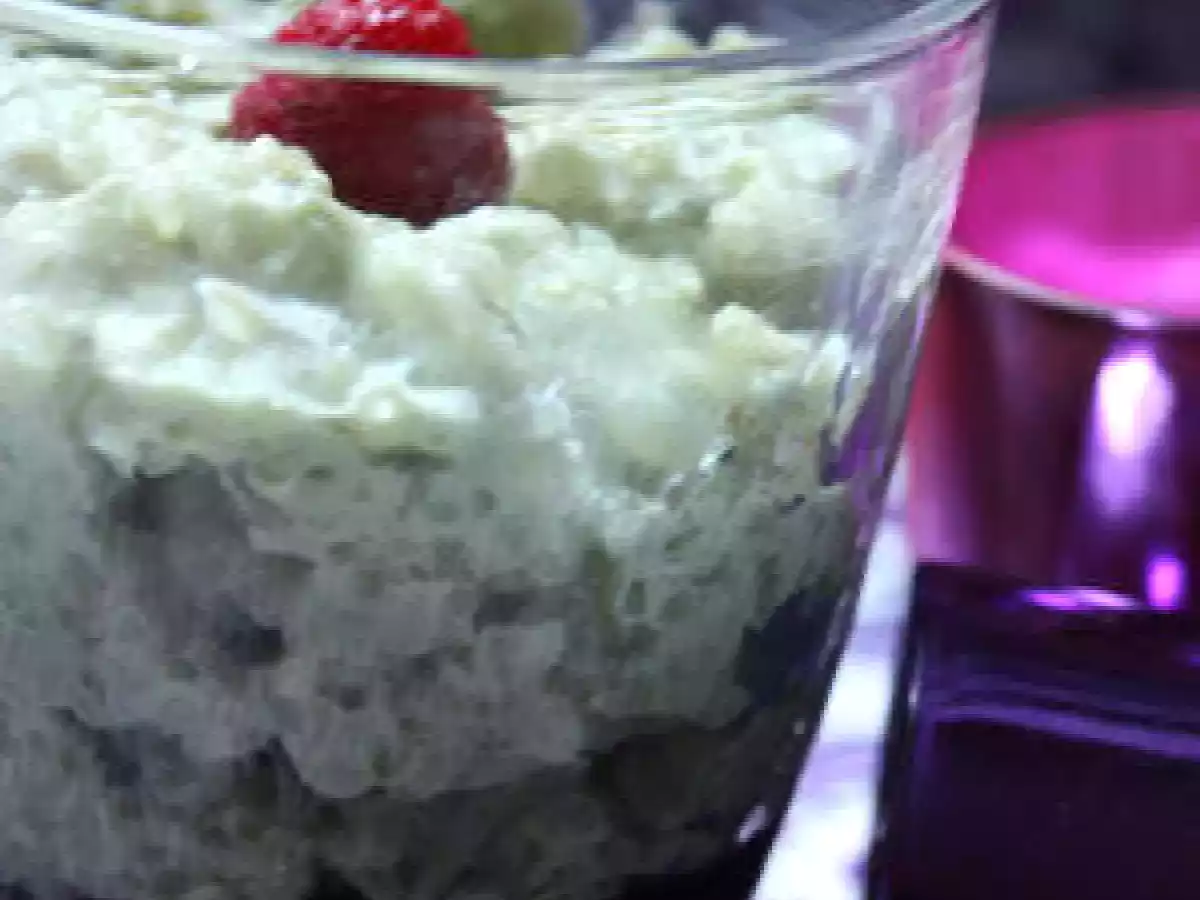 Tapioca au thé matcha et fruits rouges