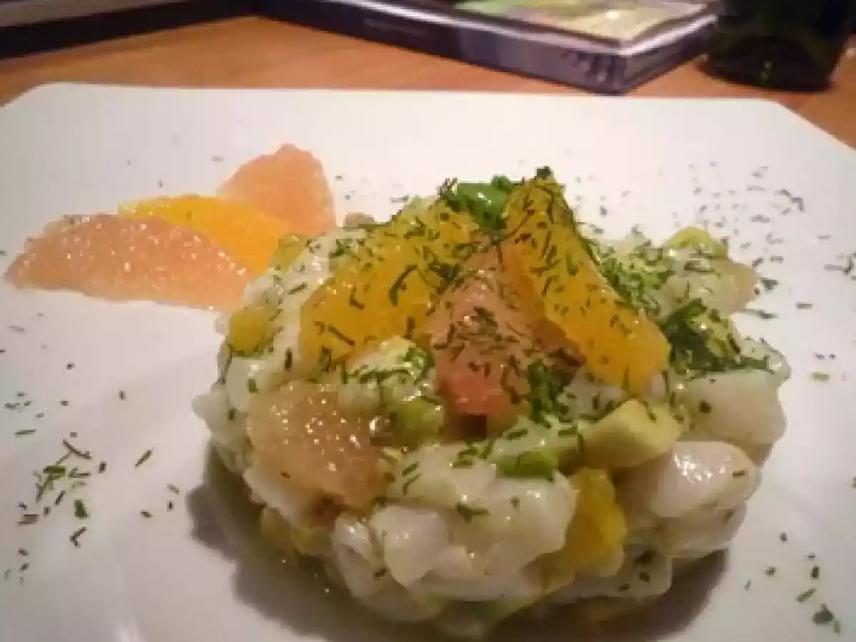 TARTARE DE NOIX DE SAINT-JACQUES AUX AGRUMES
