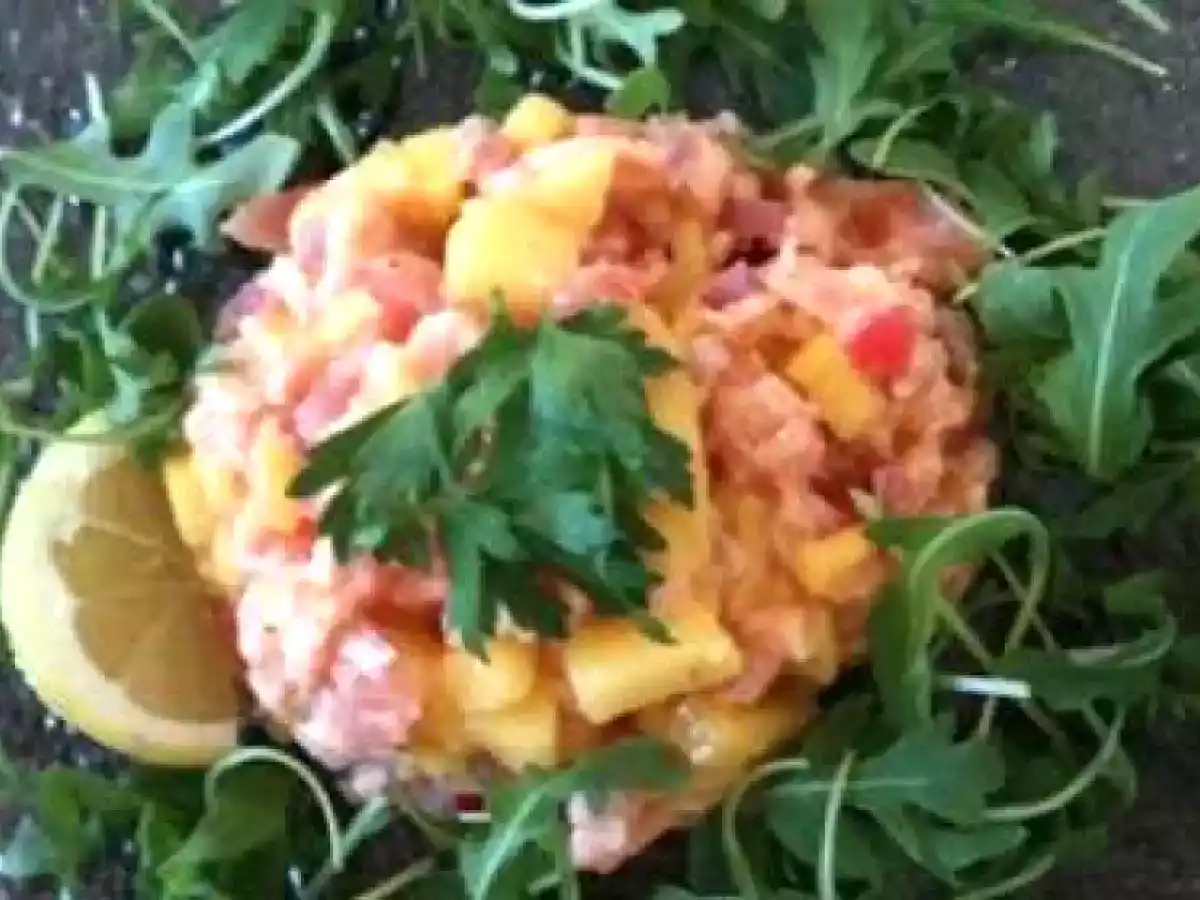 Tartare de saumon à la mangue