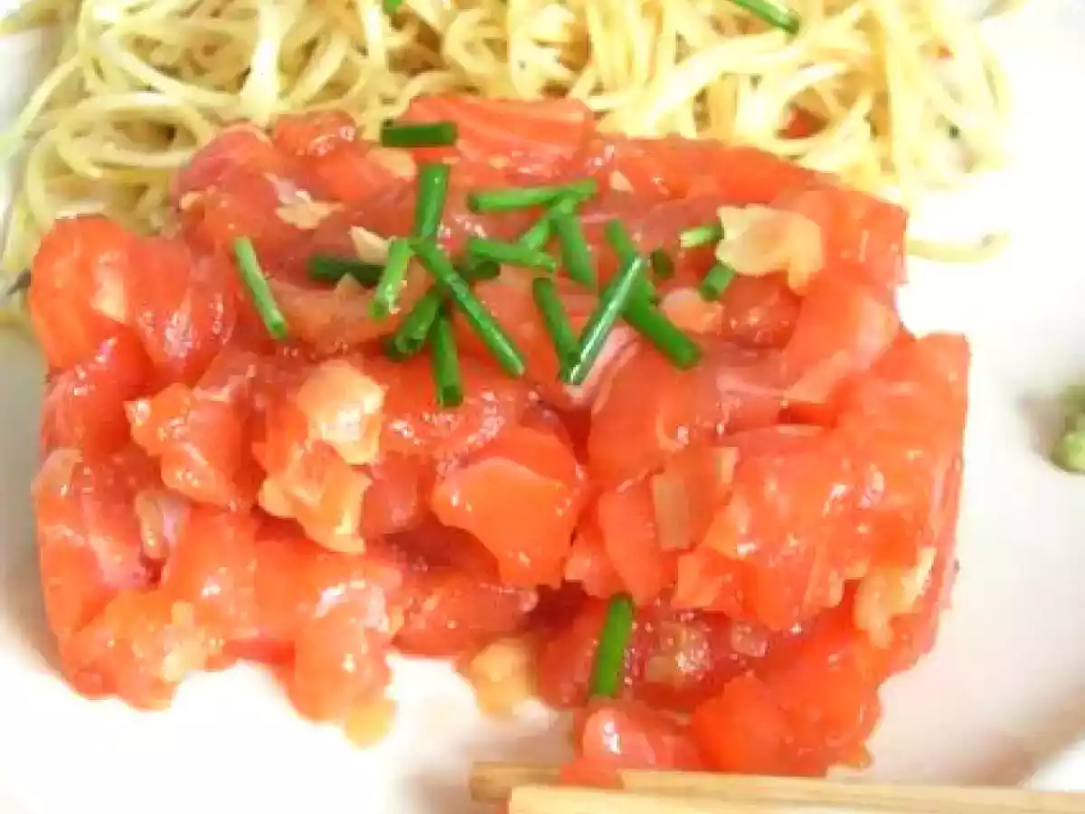 Tartare de saumon comme un sashimi. Fraîcheur, légèreté avant les jours terribles - photo 2
