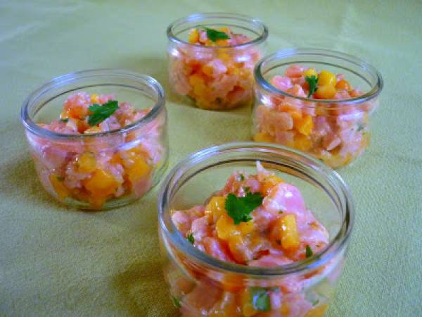 Tartare de saumon et mangue à l'huile d'argan