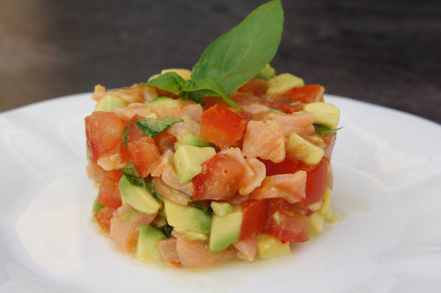 Tartare De Tomates D Avocat Et De Saumon Fume Recette Ptitchef