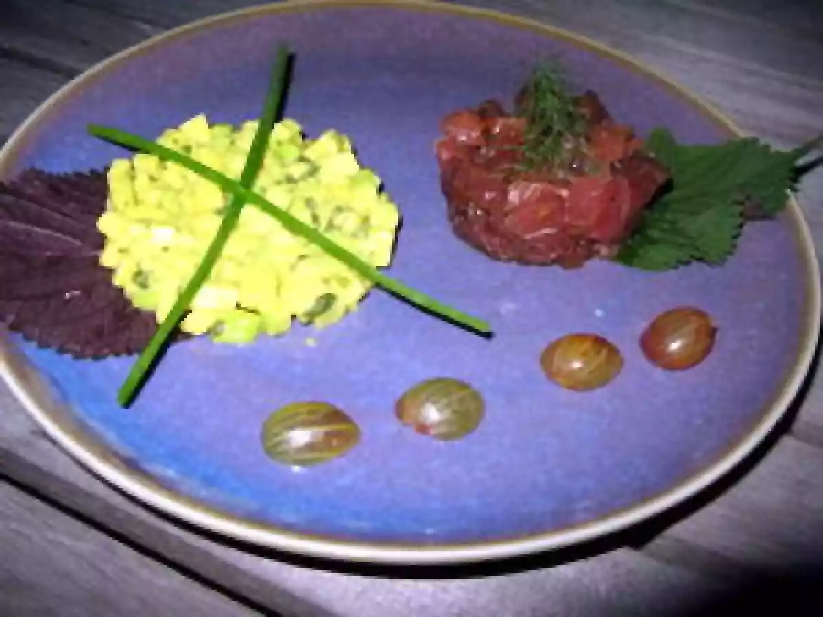 Tartares de thon rouge et d'avocat
