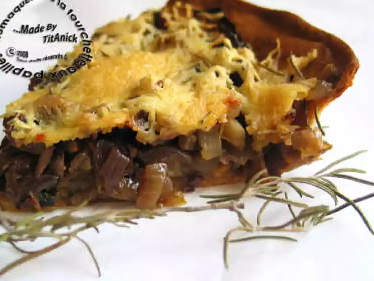 Tarte à l'oignon nouveau et romarin