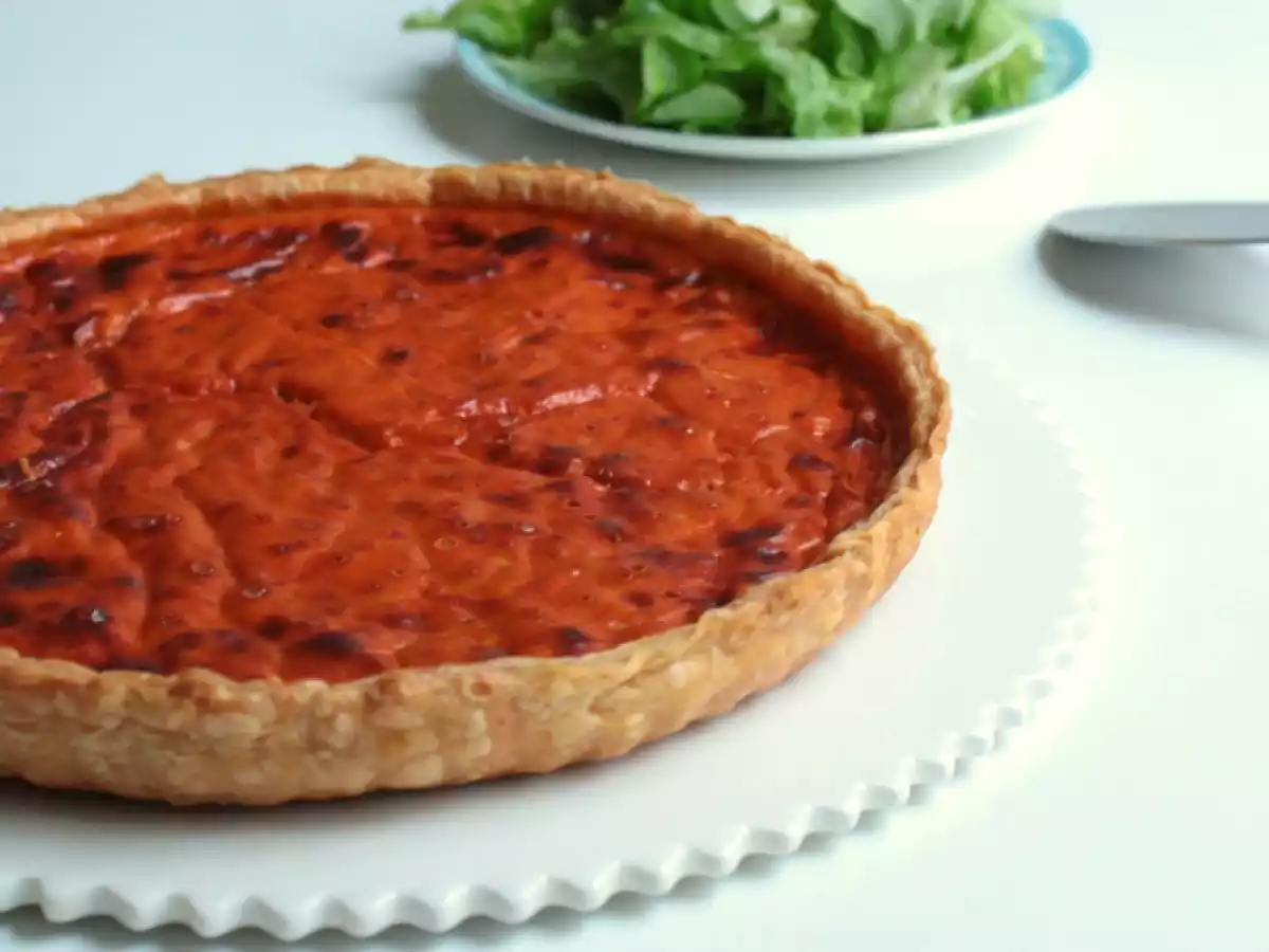 Tarte à la crème de tomates & emmental