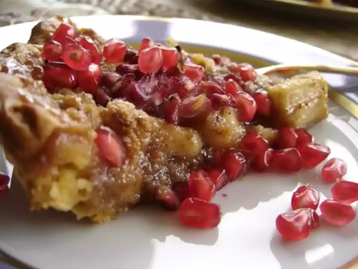 Tarte à la Grenade, aux Pommes et au Pralin/Pomegranate, Apple and Praline powder Tart