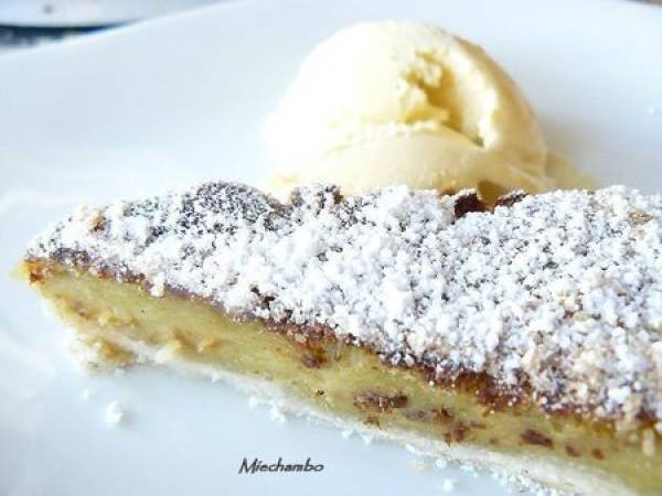 Tarte à la rhubarbe et à la crème d'amandes, pâte à tarte rapide