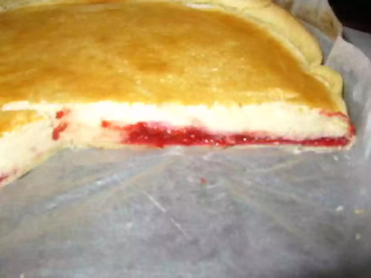 Tarte à la vanille et au coulis framboise-poivron rouge