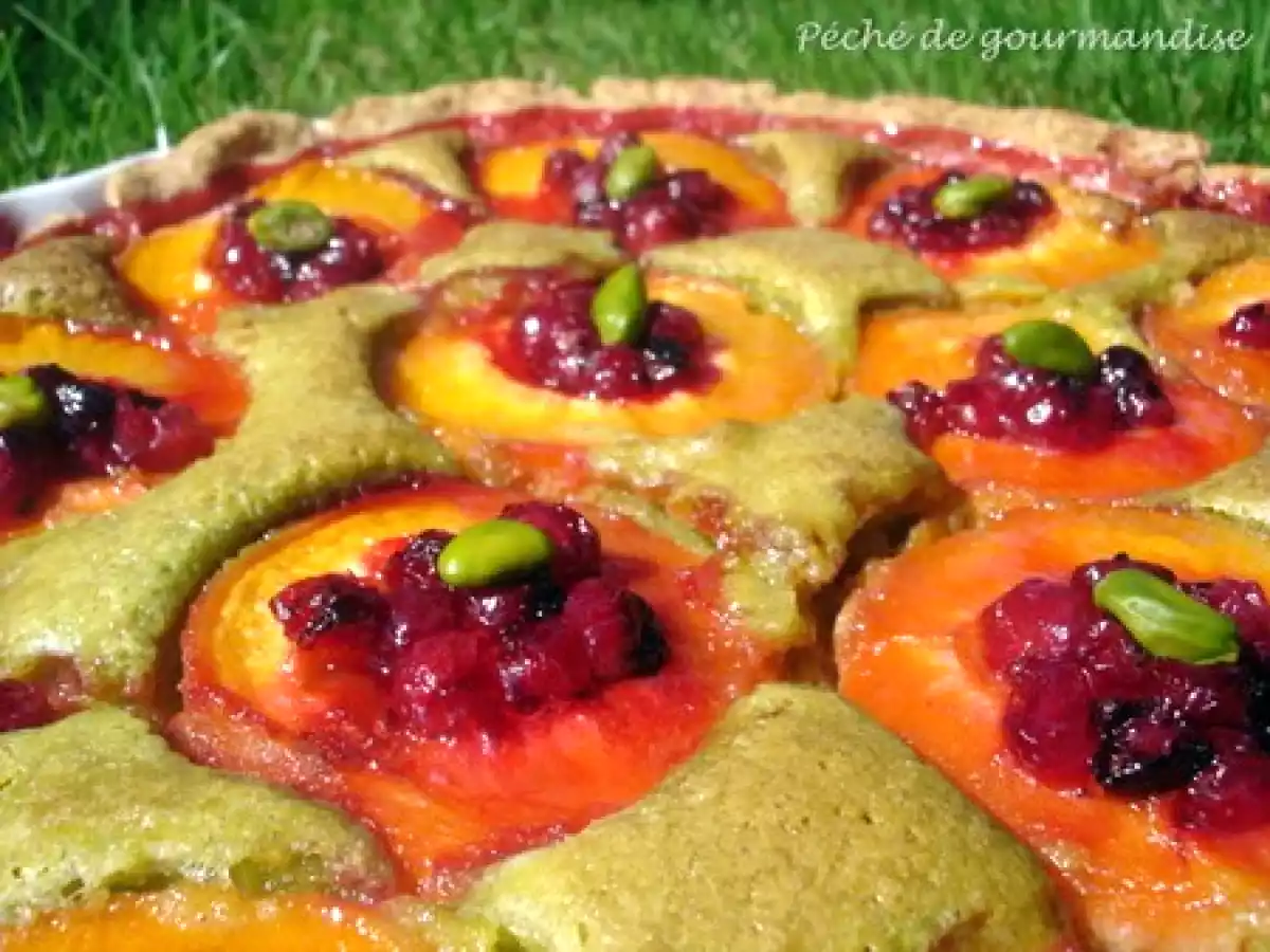 Tarte abricots-groseilles, crème d'amandes à la pistache - photo 2