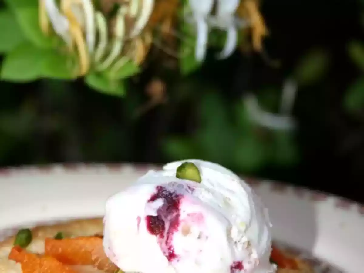 ^^Tarte amandine chaude aux abricots et sa glace au nougat^^ - photo 2