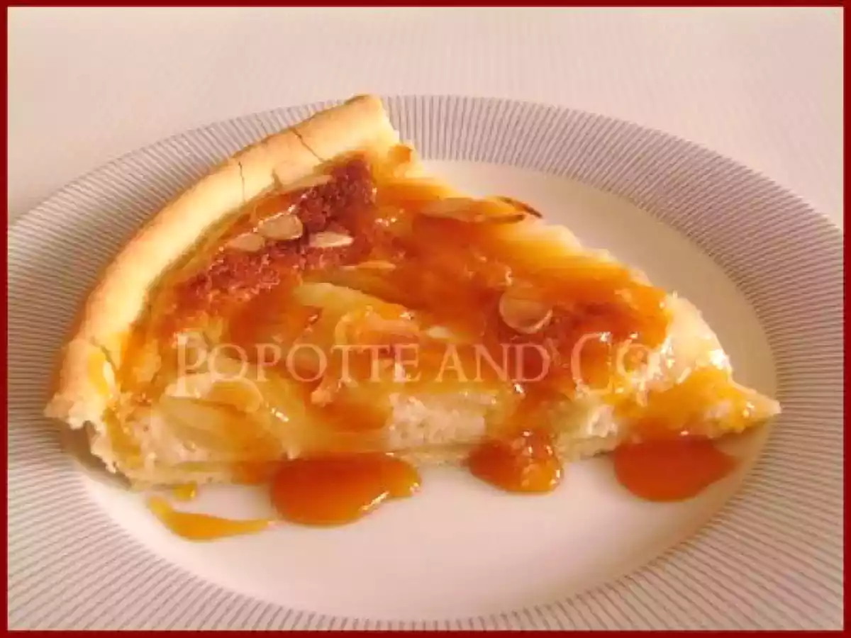 Tarte amandine Poire/chocolat blanc et sa sauce caramel beurre salé