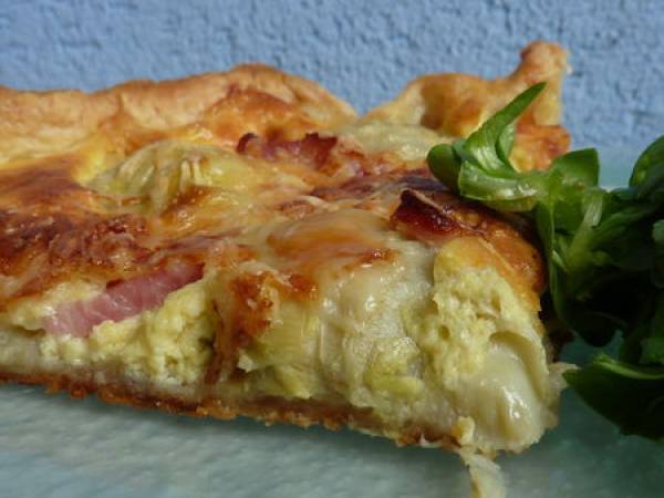 Tarte artichauts, comté et lardons