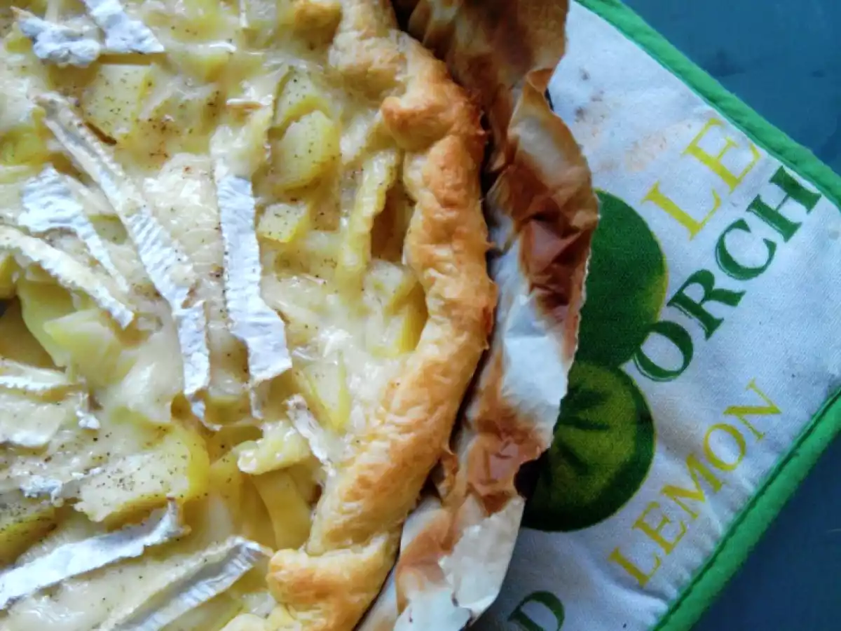 Tarte au camembert