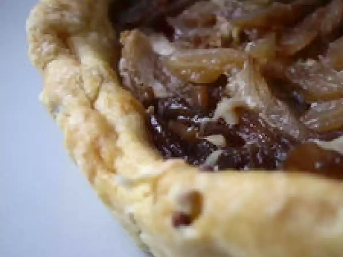 Tarte au chou chinois, oignon confit et baies de sichuan - photo 2