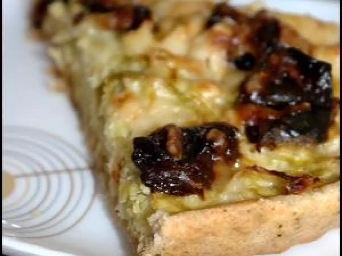 Tarte au chou frisé et aux pruneaux