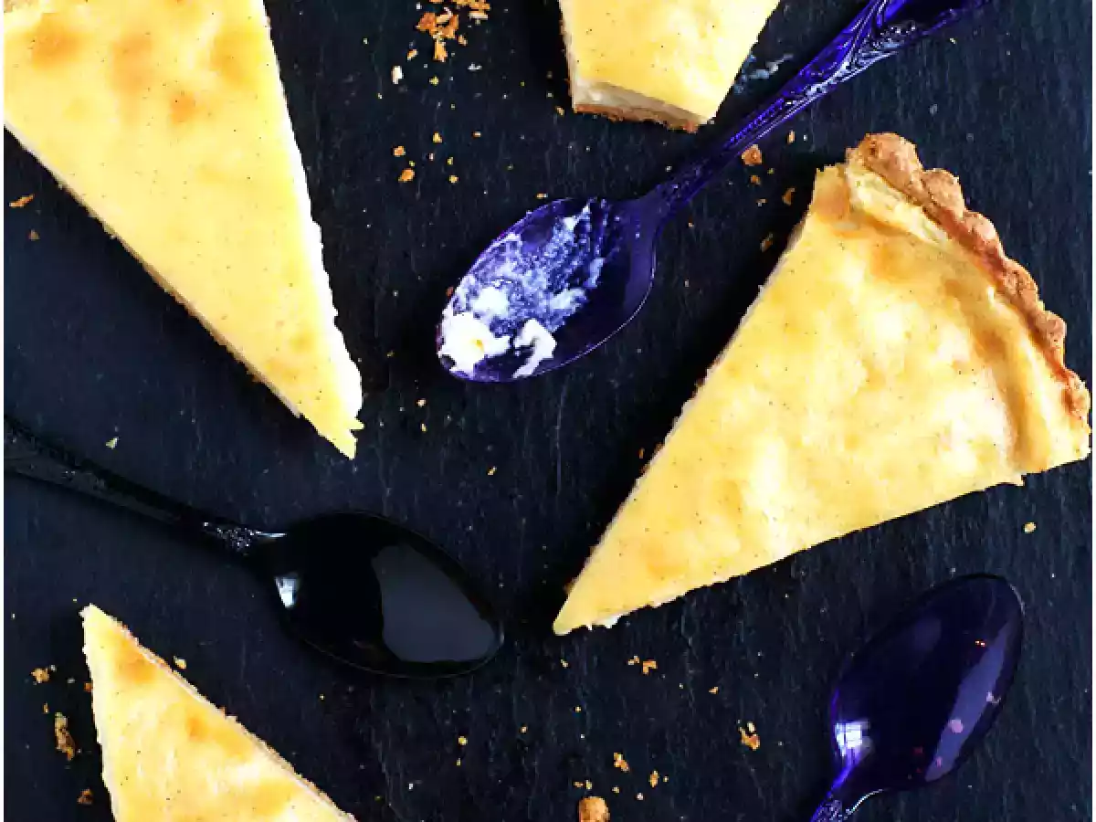 Tarte au flan parfumée à la vanille et à la cardamome