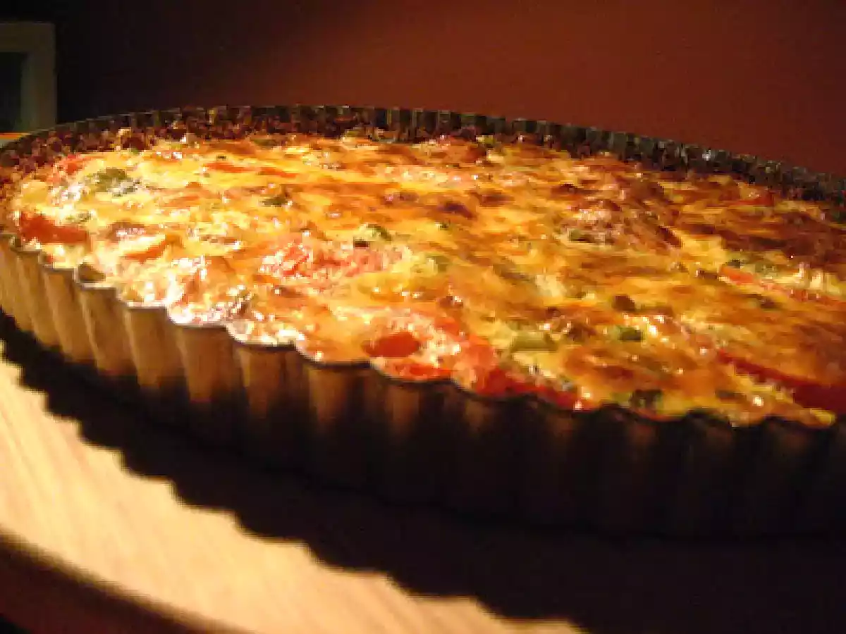 Tarte au fromage et aux tomates sans pâte