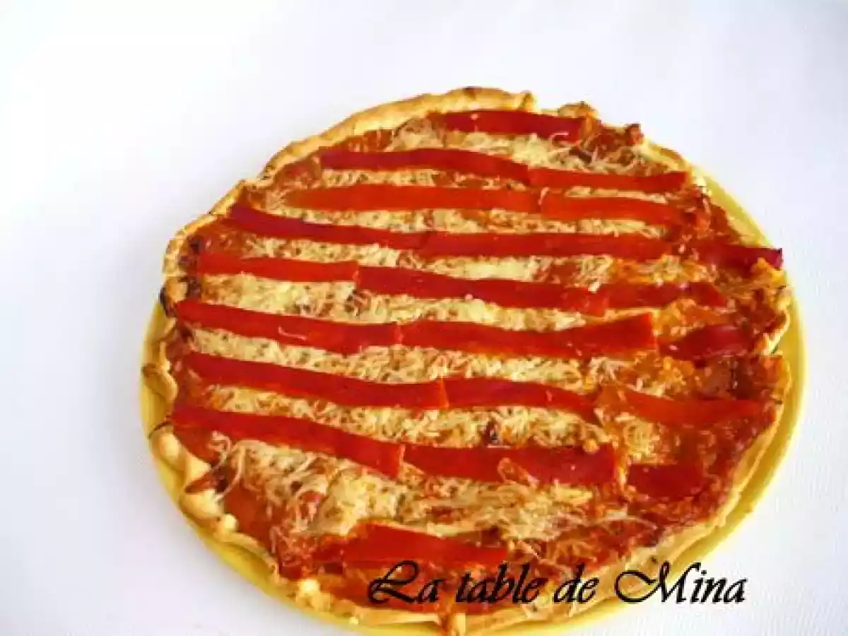 Tarte au poivron rouge, à la tomate et à l'oignon