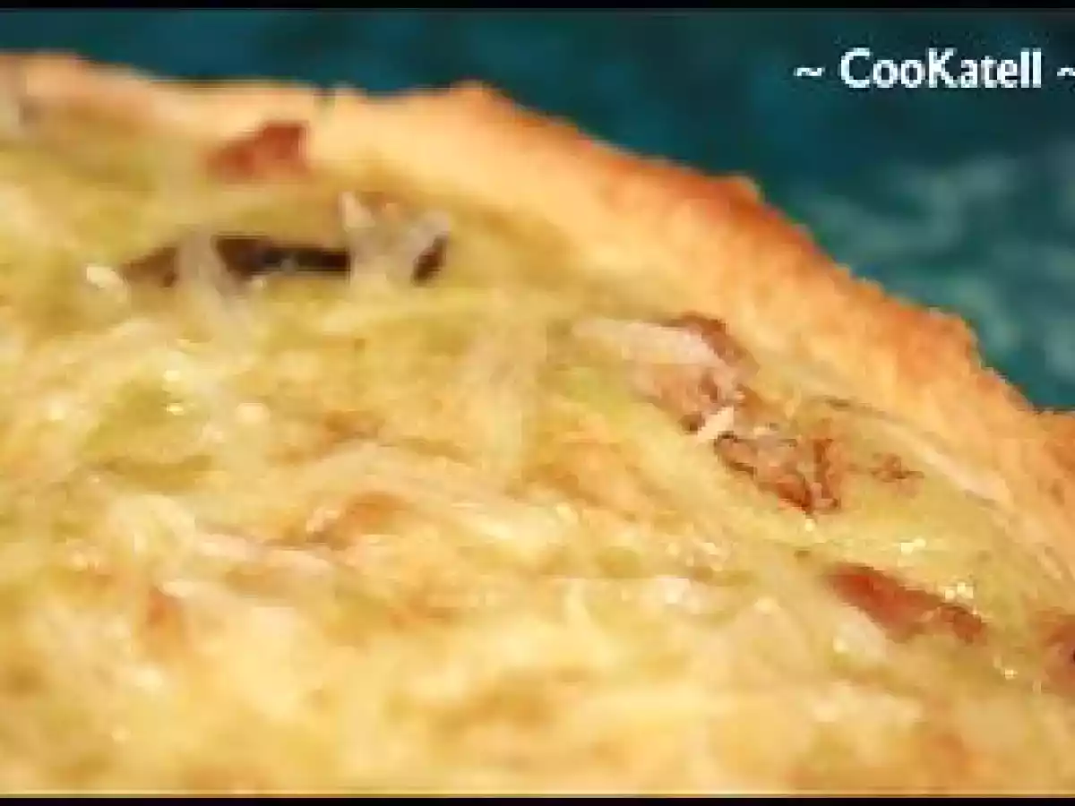 Tarte au Poulet, Champignons et Moutarde à l'Estragon